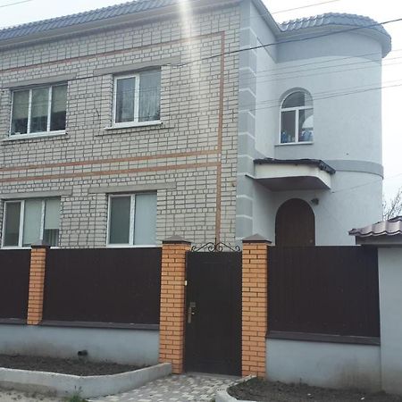 Окремі Номери В Гостьовому Будинку Типу Guest House โครโปนิตสกี ภายนอก รูปภาพ