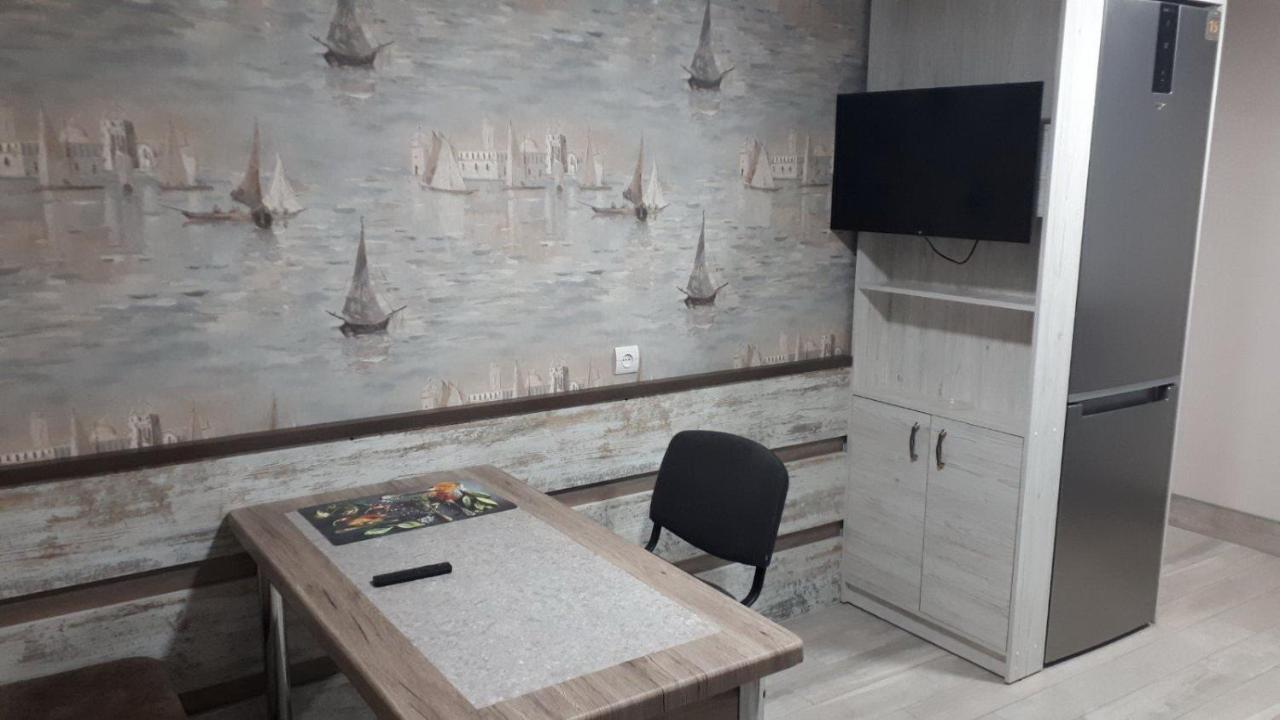 Окремі Номери В Гостьовому Будинку Типу Guest House โครโปนิตสกี ภายนอก รูปภาพ