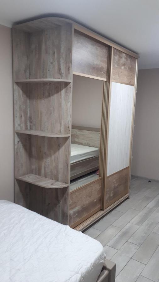 Окремі Номери В Гостьовому Будинку Типу Guest House โครโปนิตสกี ภายนอก รูปภาพ
