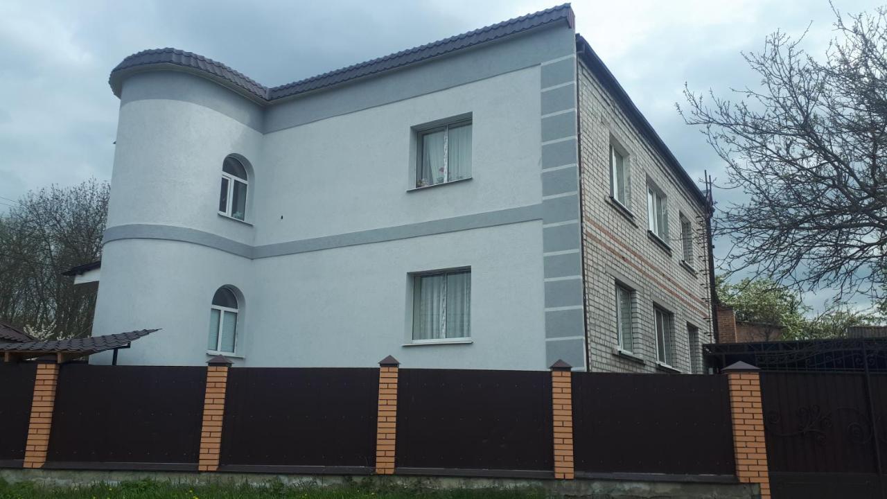 Окремі Номери В Гостьовому Будинку Типу Guest House โครโปนิตสกี ภายนอก รูปภาพ